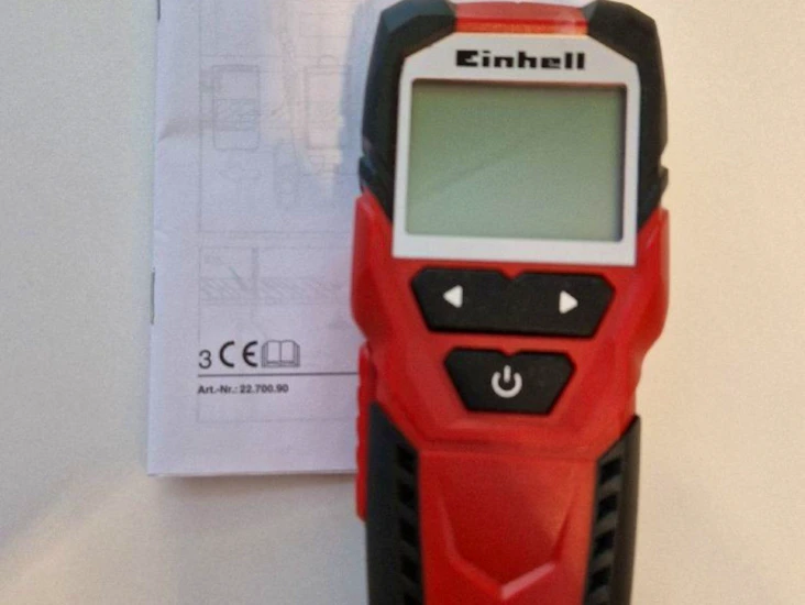 Einhell digitaalinen paikannin