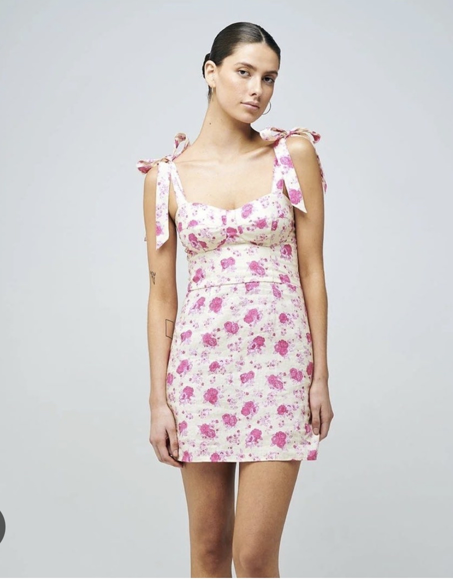 Pia tjelta isra dress