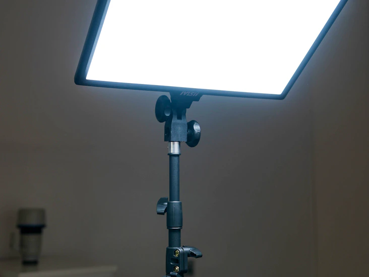 Led lights battery powered 3000k-8000k video light kit, 2-pack photography lights with stand