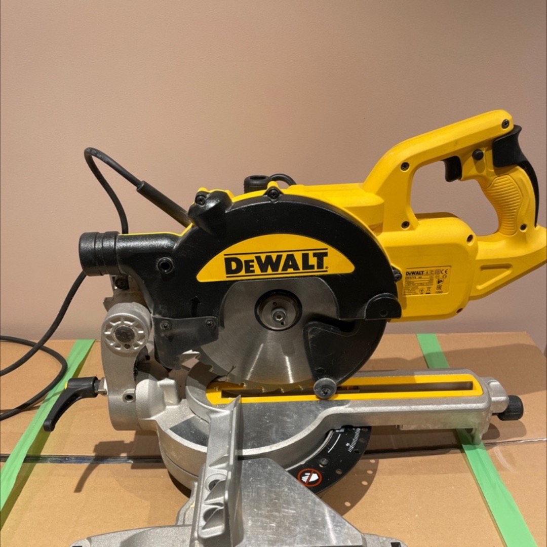 Dewalt kapp- og gjærsag