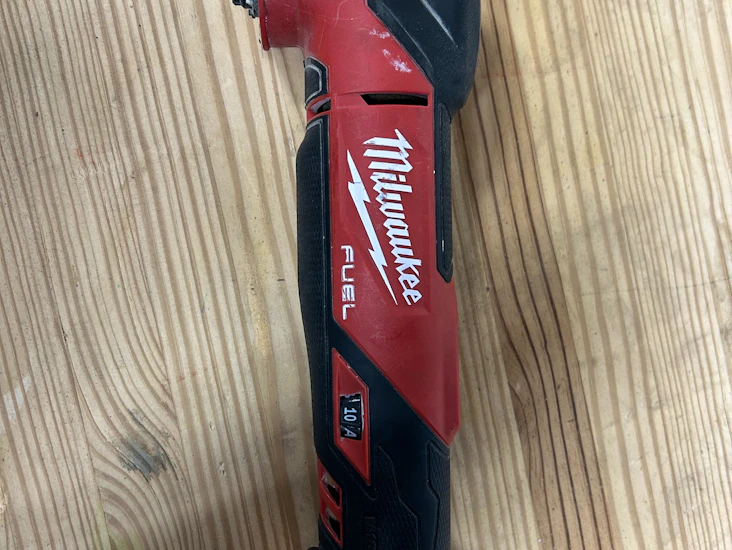 M18 fuel oscillating saw