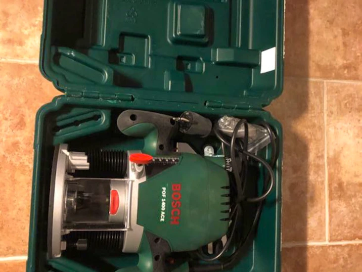 Handöverfräs bosch pof 1400 ace