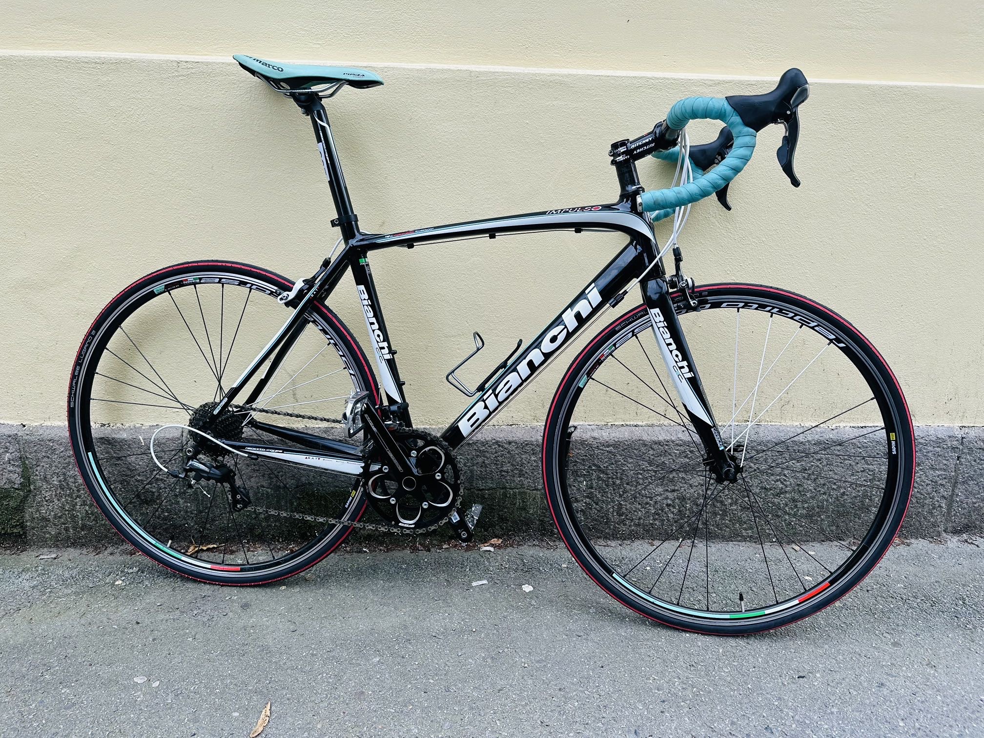 Selvbetjent henting: bianchi landeveissykkel - medium/large 55cm