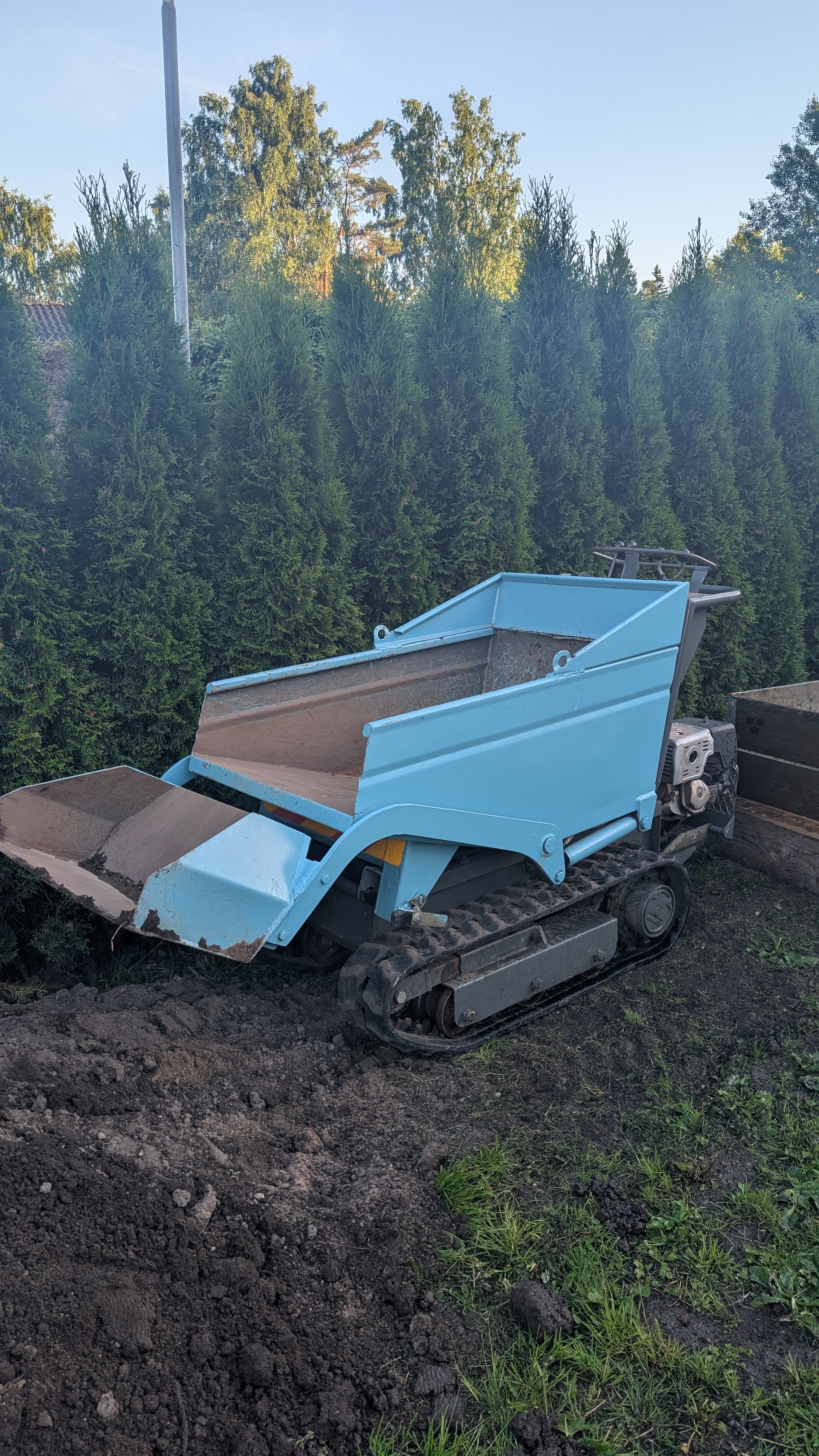 Självlastande messersi minidumper
