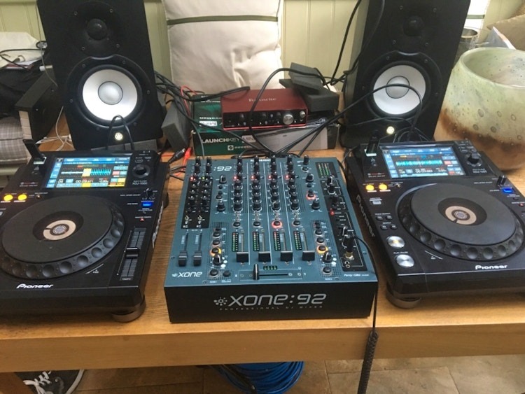 1xxone 92, 2xxdj 1000