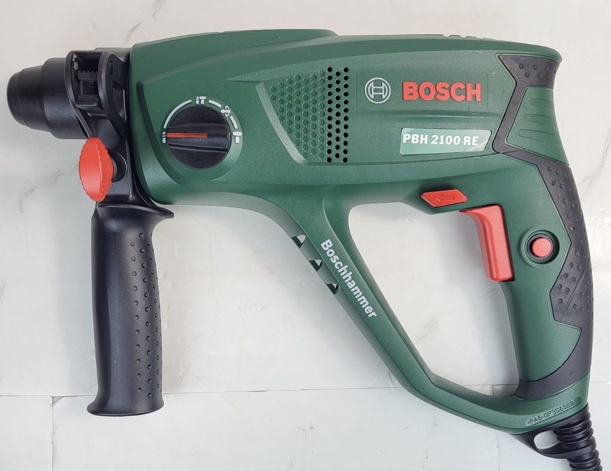 Bosch heavy-duty concrete & masonry drill – includes 8 sds bits