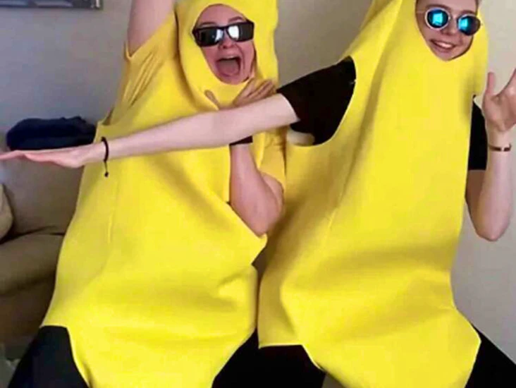 2 st roliga banan dräkter! till kalas, maskerad, etc 🍌