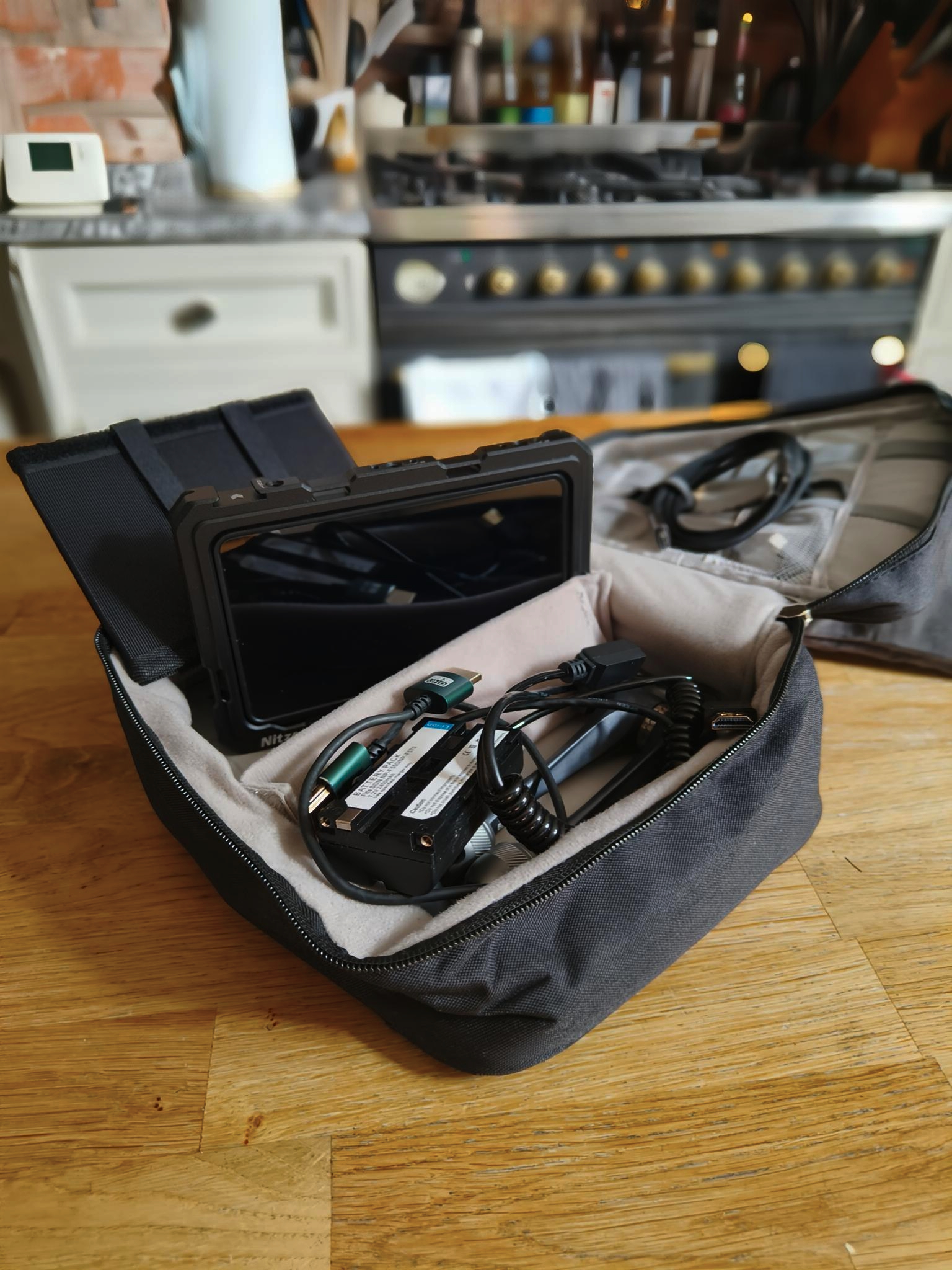 Atomos shinobi ii