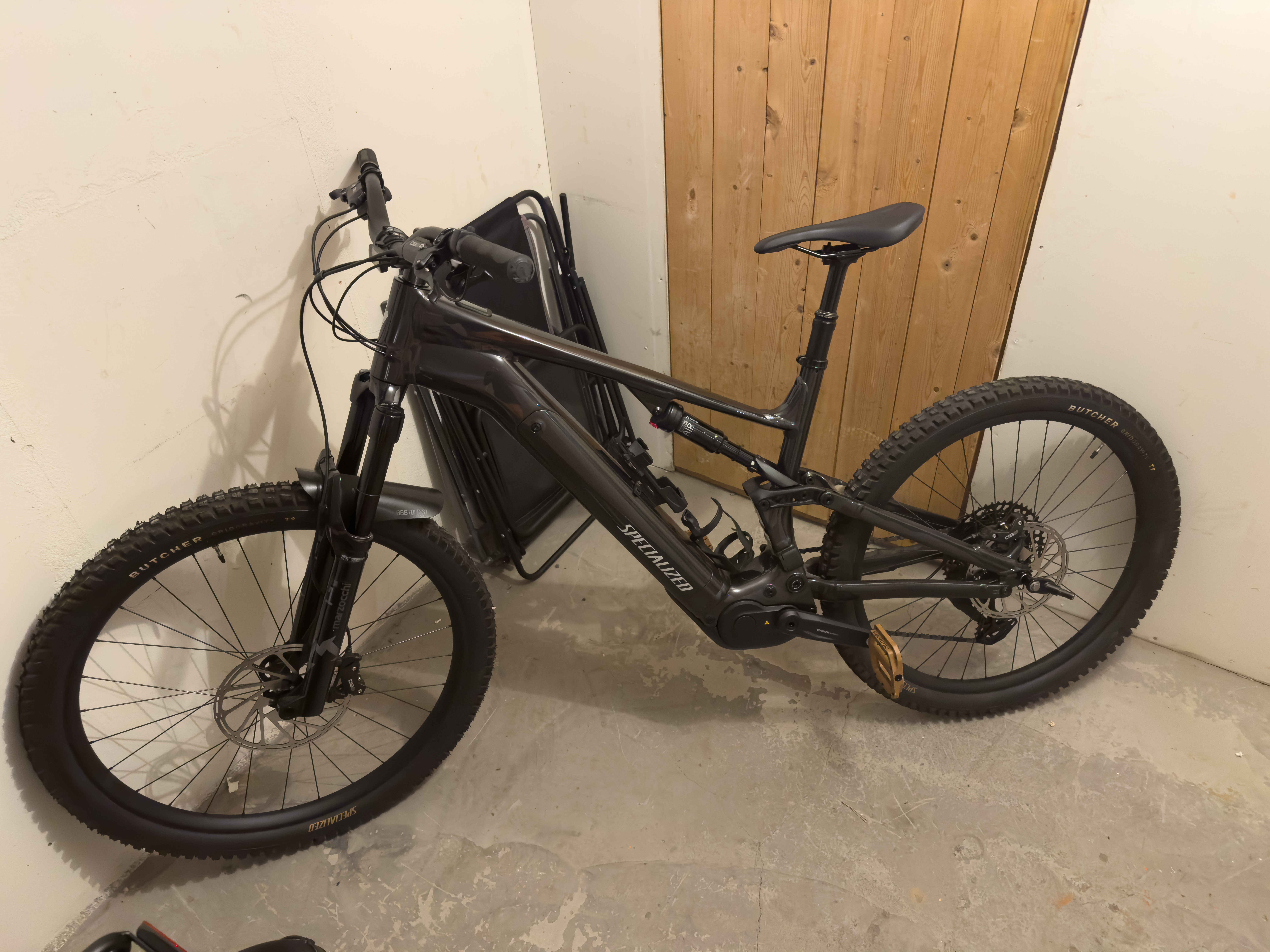 Specialized turbo levo 4, fulldemper
