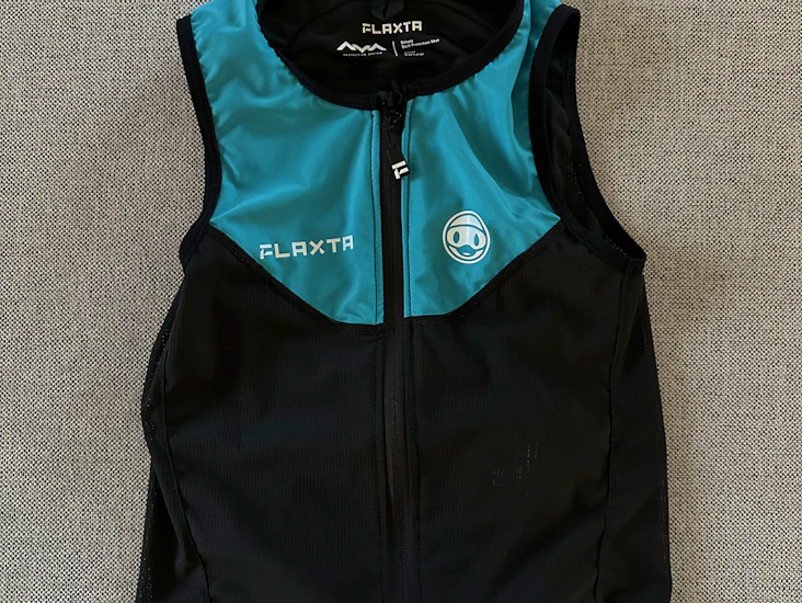 Ryggskydd för barn: mjukt, flexibelt och ventilerat ryggskydd (storlek junior large)