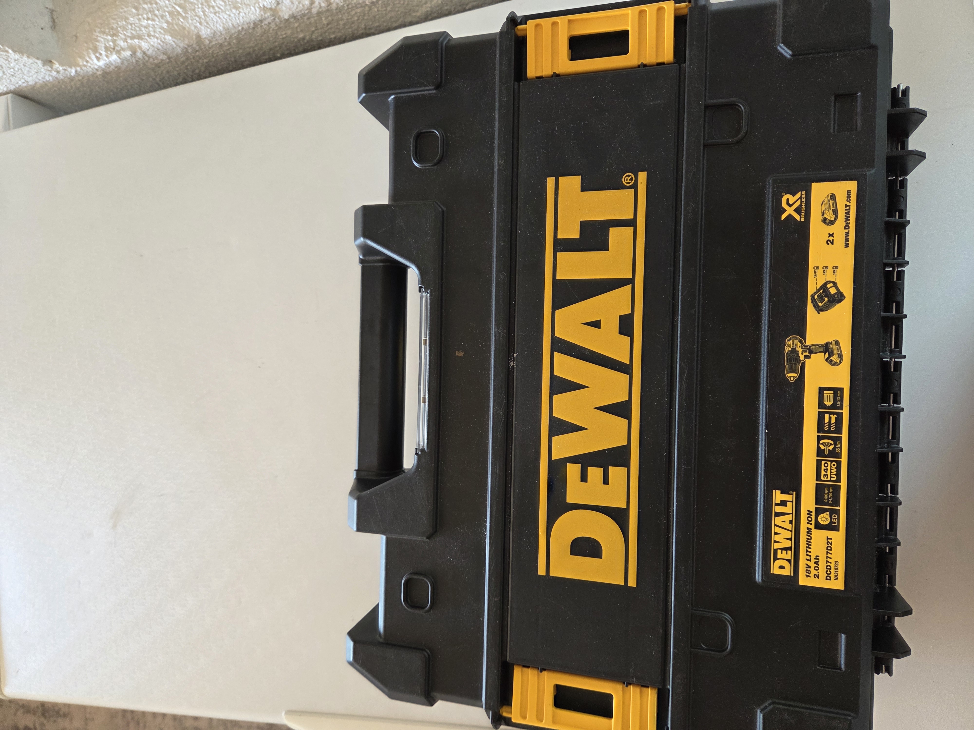 Dewalt 18v xr børsteløs drill/skrutrekker til utleie