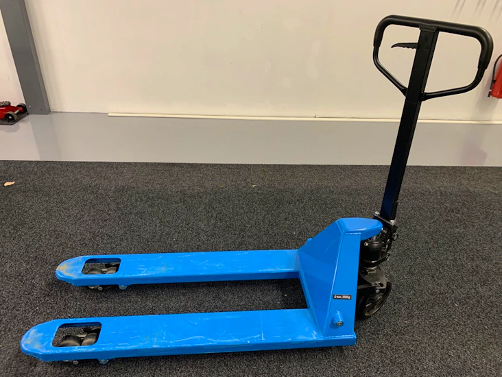 Pallyftare m boggihjul. 2500 kg. 110 cm