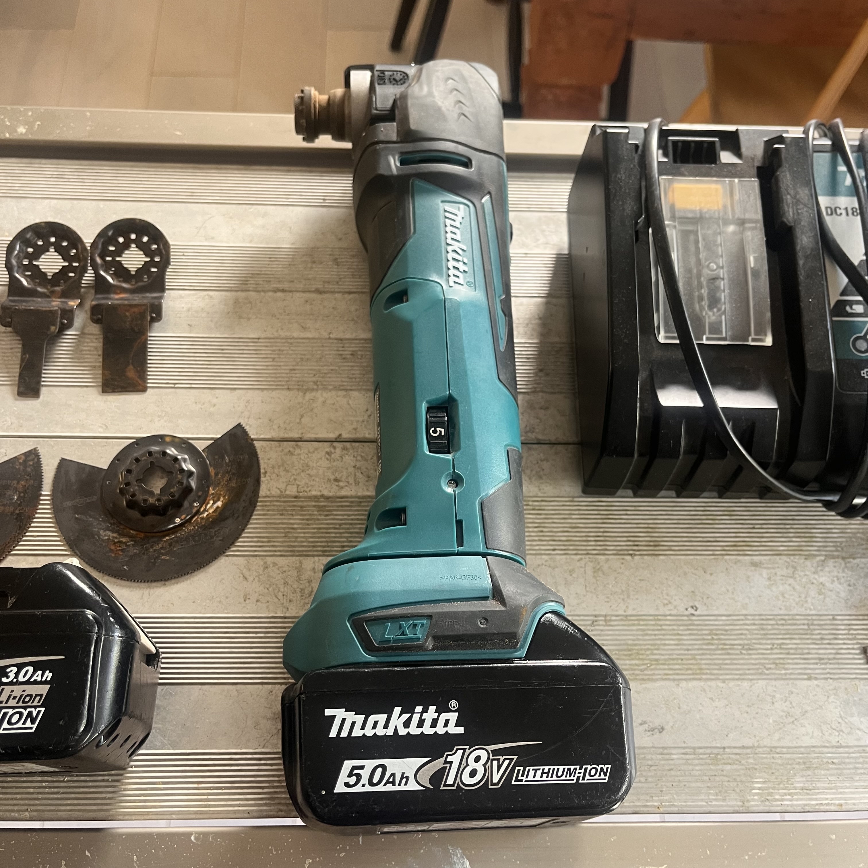Professionell makita multiverktyg 