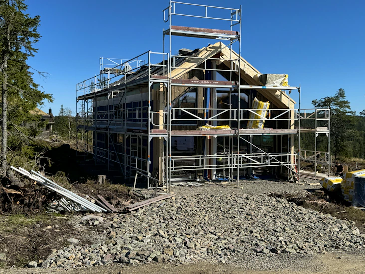 Solidq stillas 135m2 på henger.