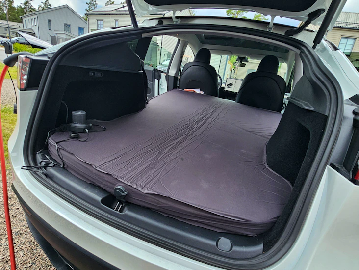 Tesla model y madrass