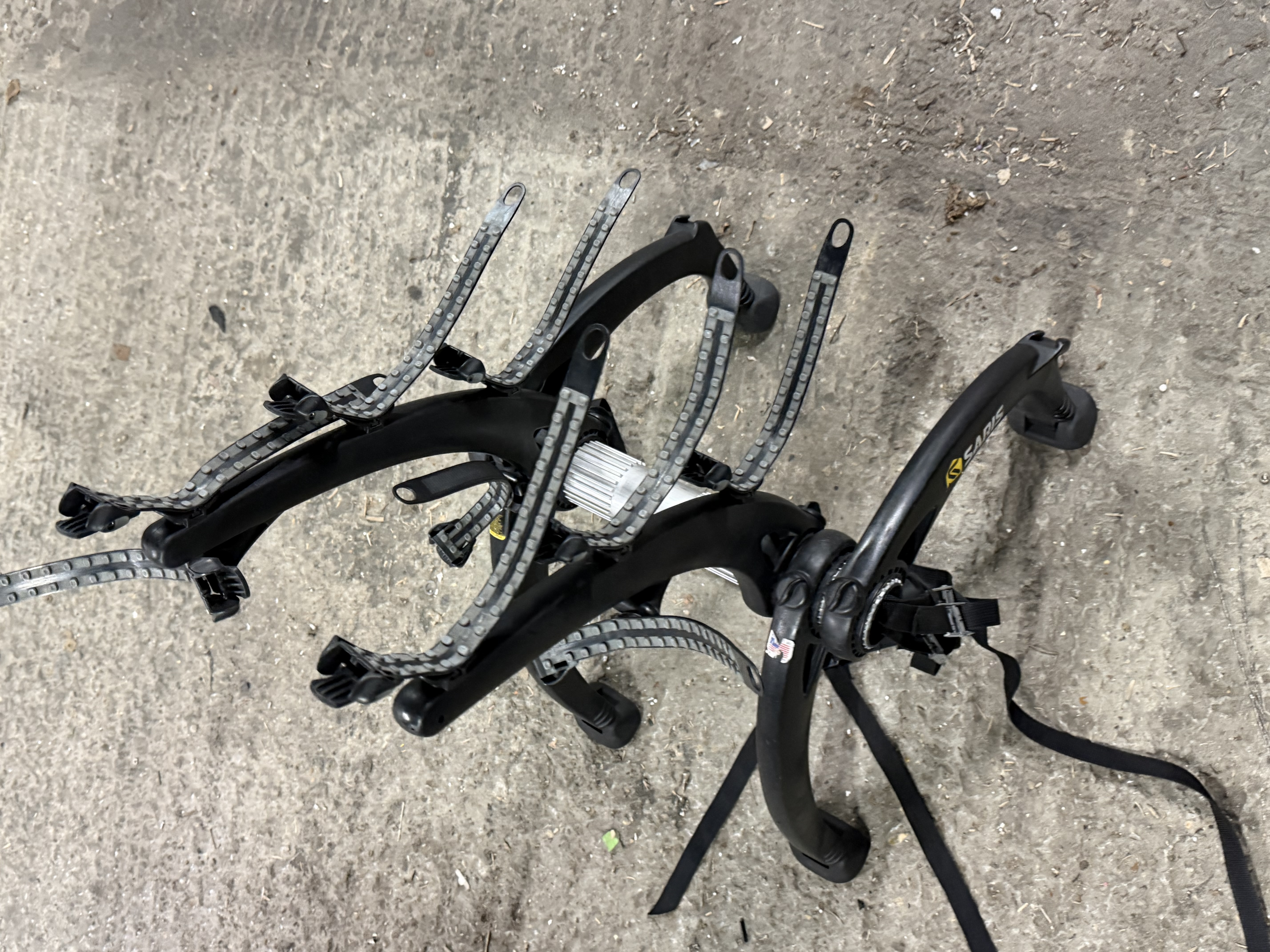 Car bike rack saris 3 bicycle carrier 