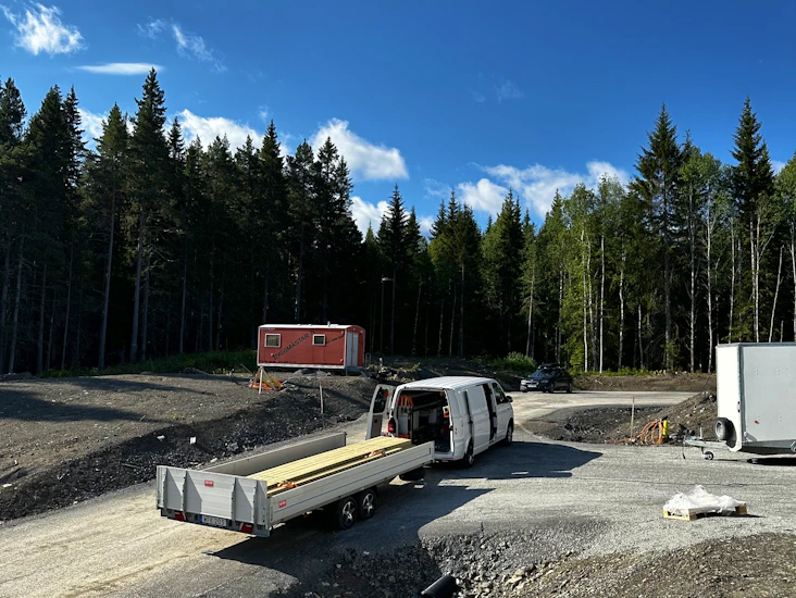 Entreprenadsläp med tipp 3500kg