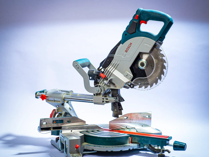 Cordless miter saw | bosch gcm 18v-216
