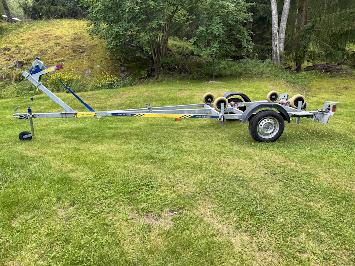 Båttrailer, 580kg, 80km/h