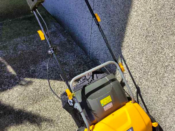 Moseriver / vertikalskjærer