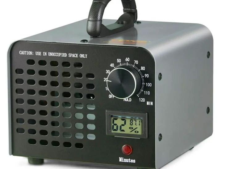 Ozongenerator för luktbortagning i tex bil,hus. 36000mh/h