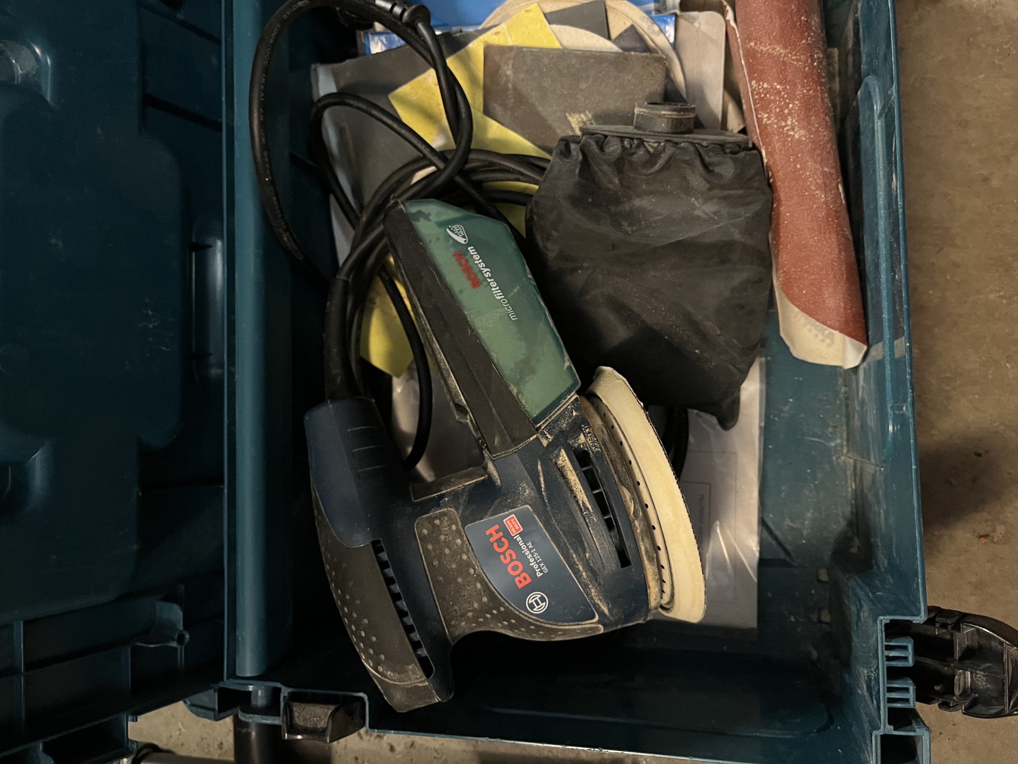 Liten smidig slipmaskin bosch