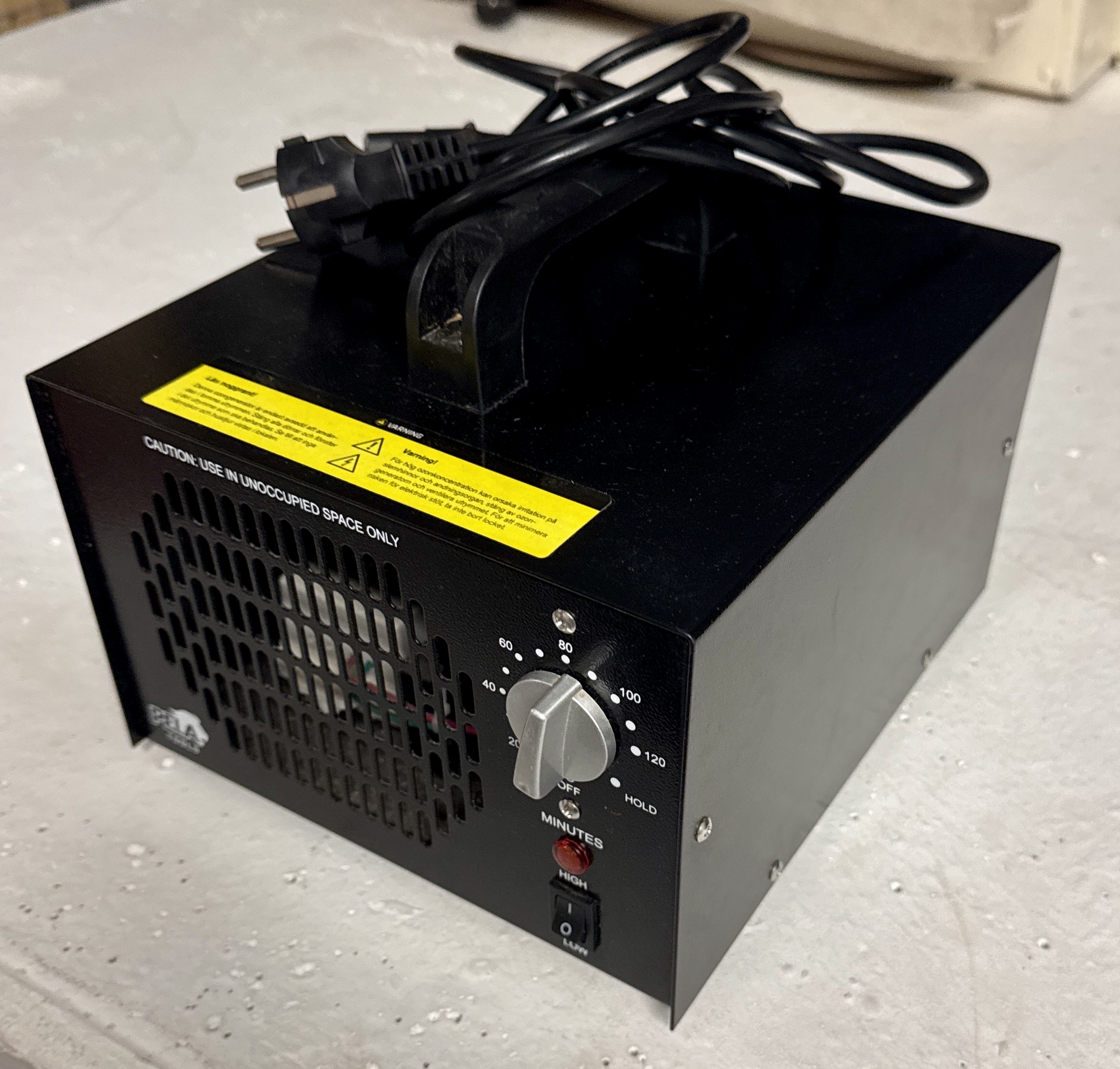 Ozongenerator 10g/h - sanerar upp till 100m²