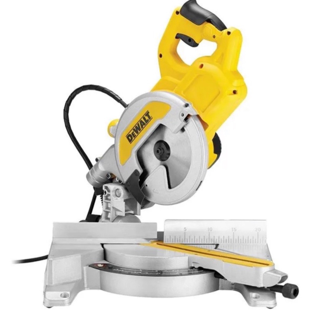 Dewalt kapp og gjærsag med stativ 