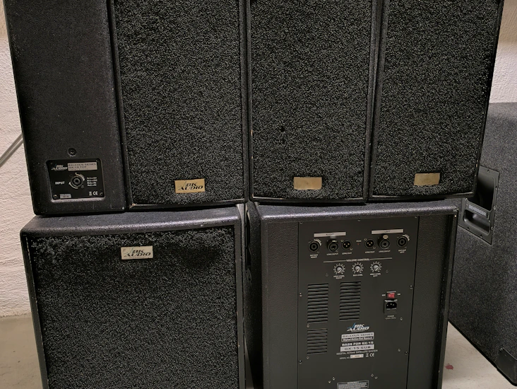 Uthyrning av ljud, högtalare, karaoke