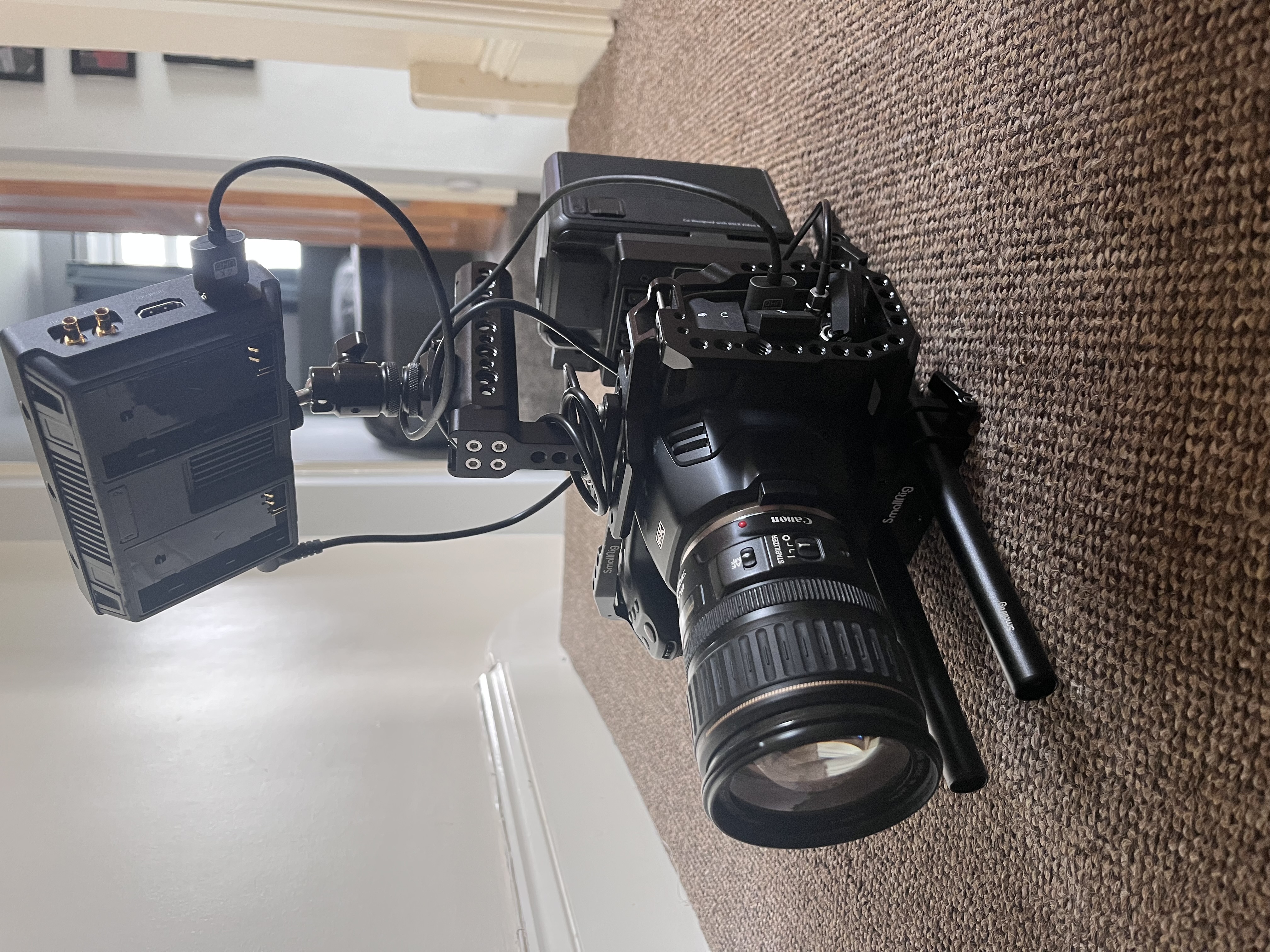 Blackmagic pocket 6k camera with monitor + accessories 