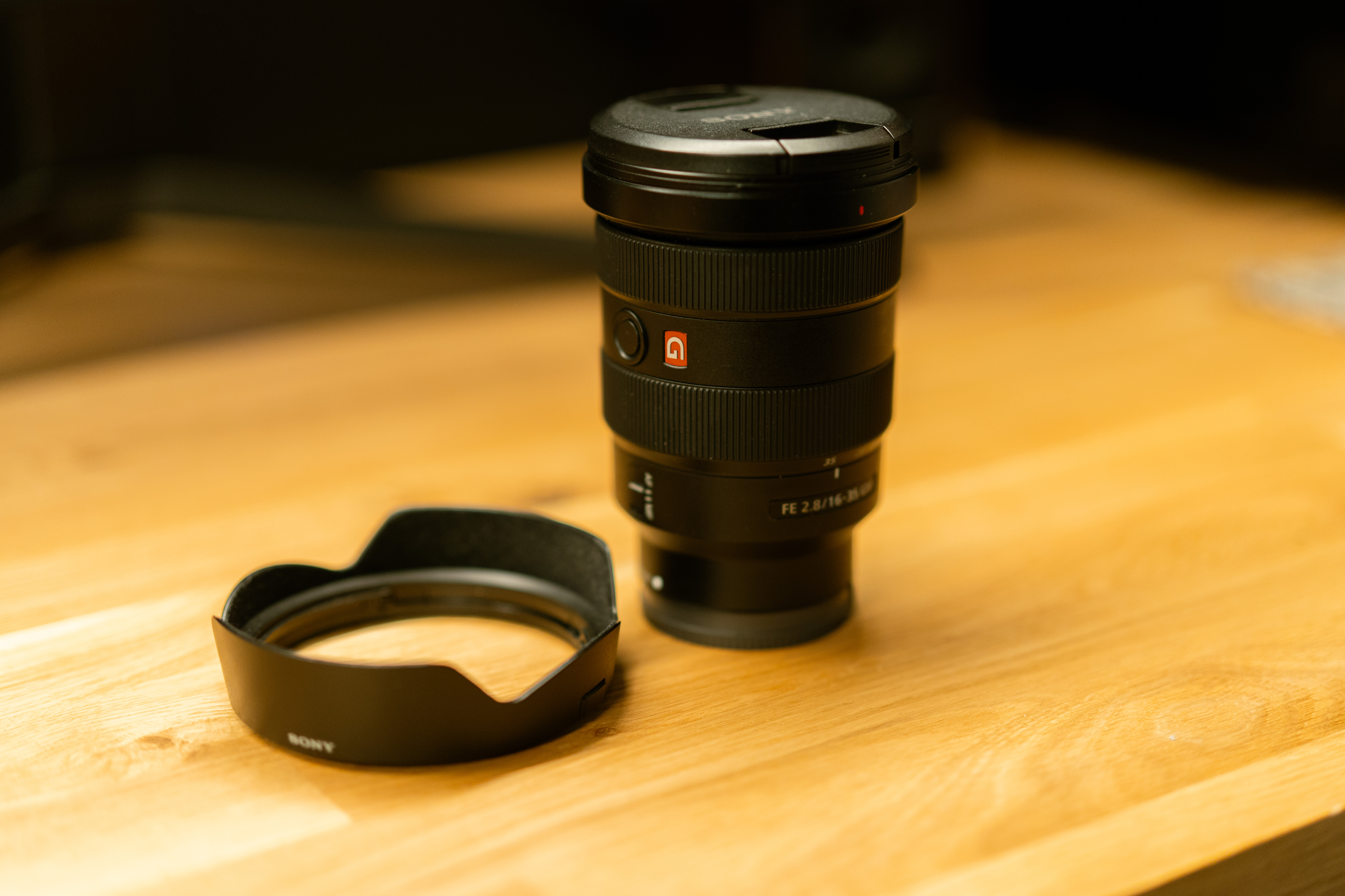 Sony fe 16-35mm f/2.8 gm lens