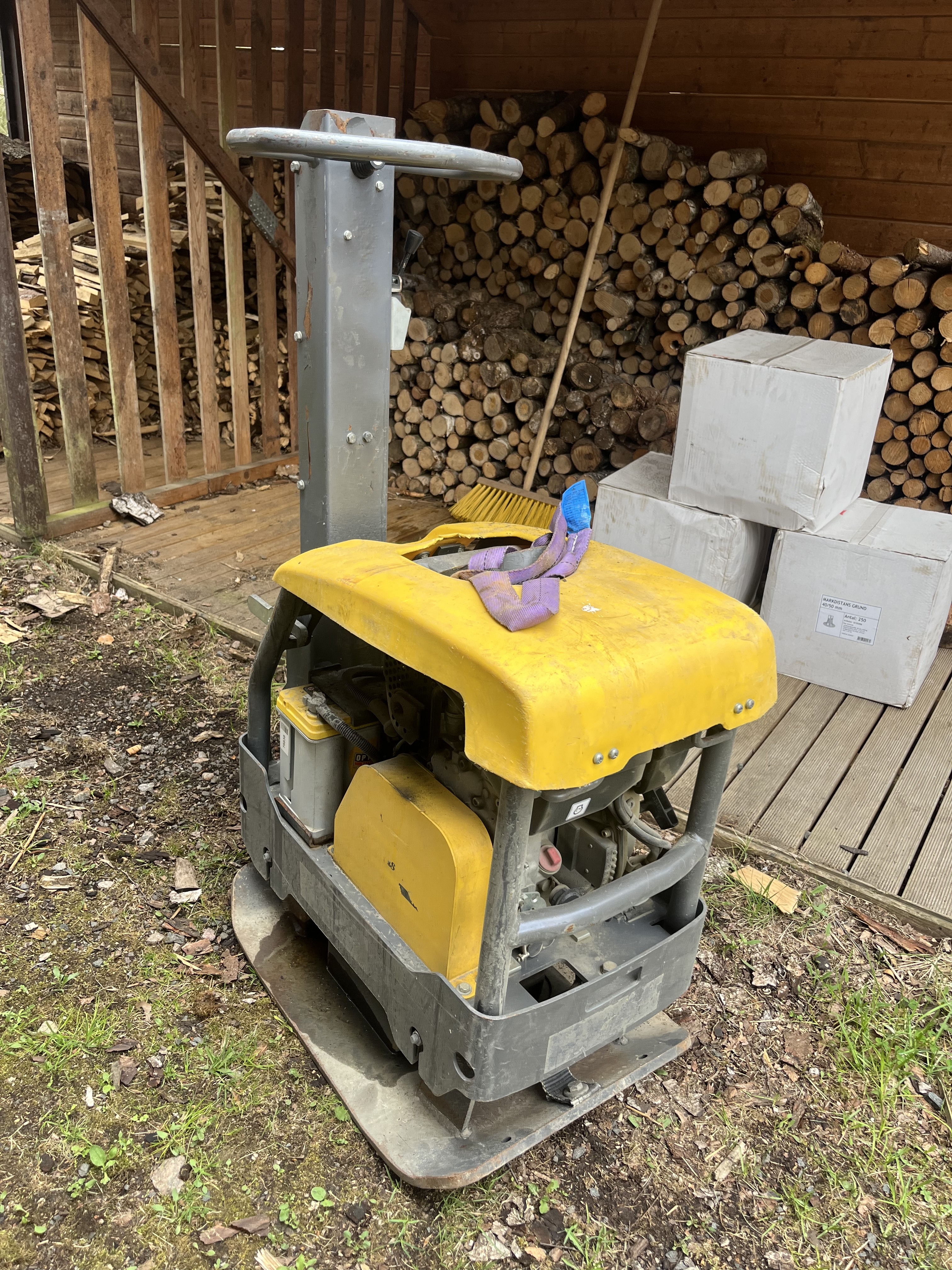 Hatz markvibrator 250kg