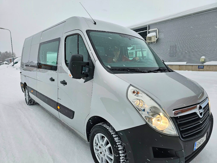 Todella iso pakettiauto vuokralle espoo