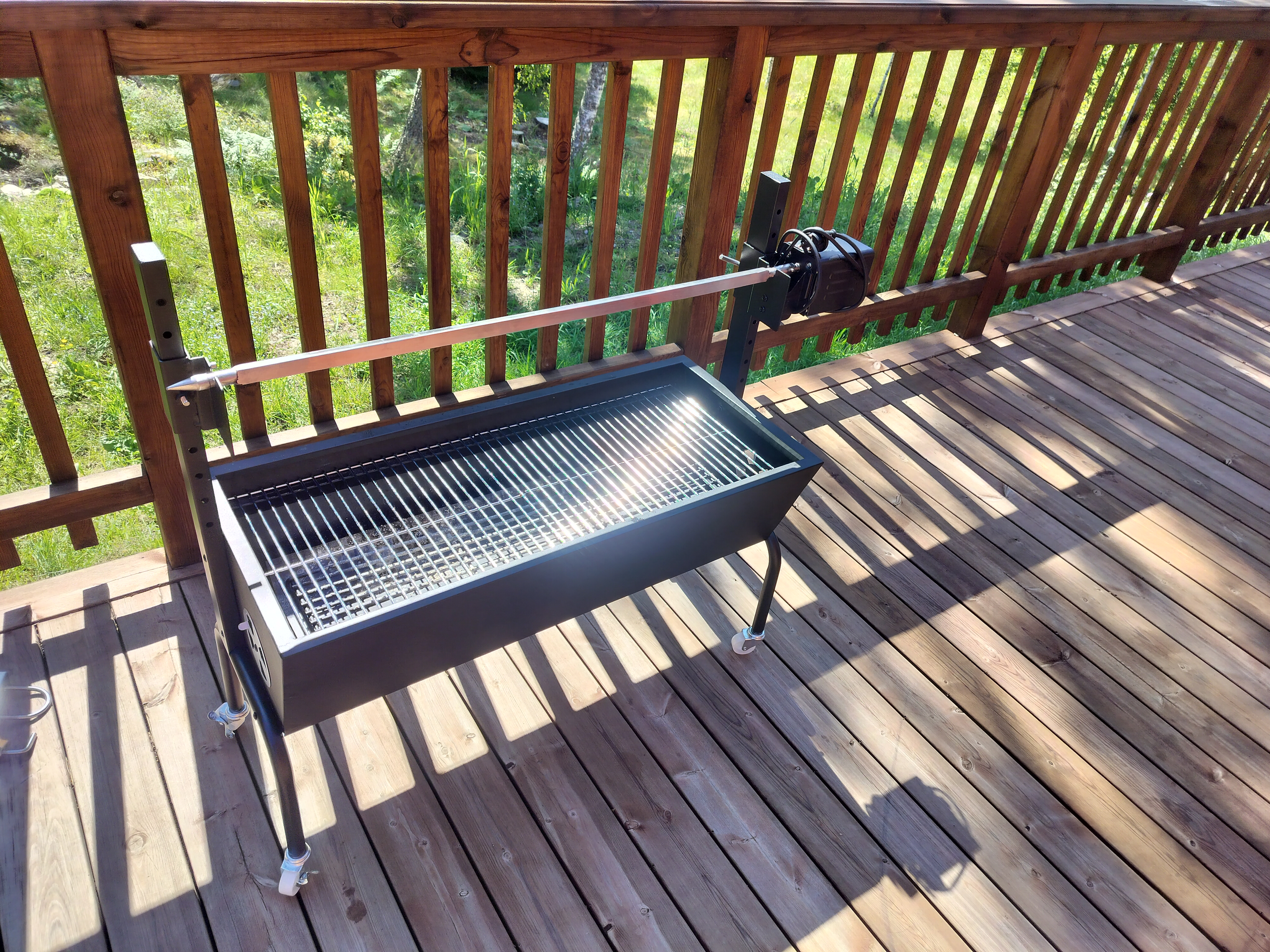 Motordrivet grillspett