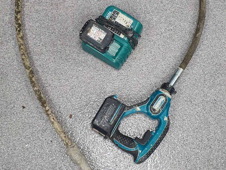 Makita betongvibrator