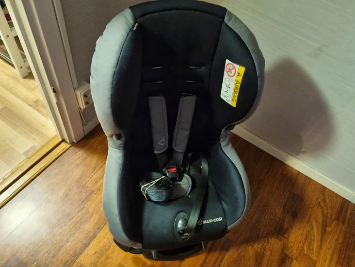 Maxi-cosi mobi - bakåtvänd bilbarnstol