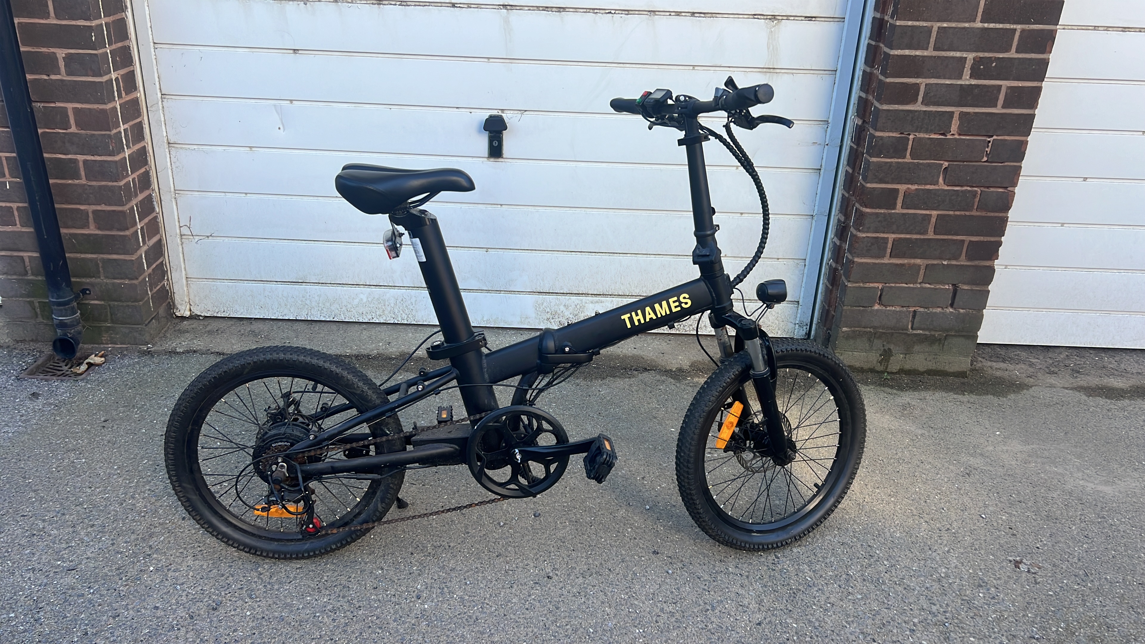 Electric bike folding - thames bike + lock