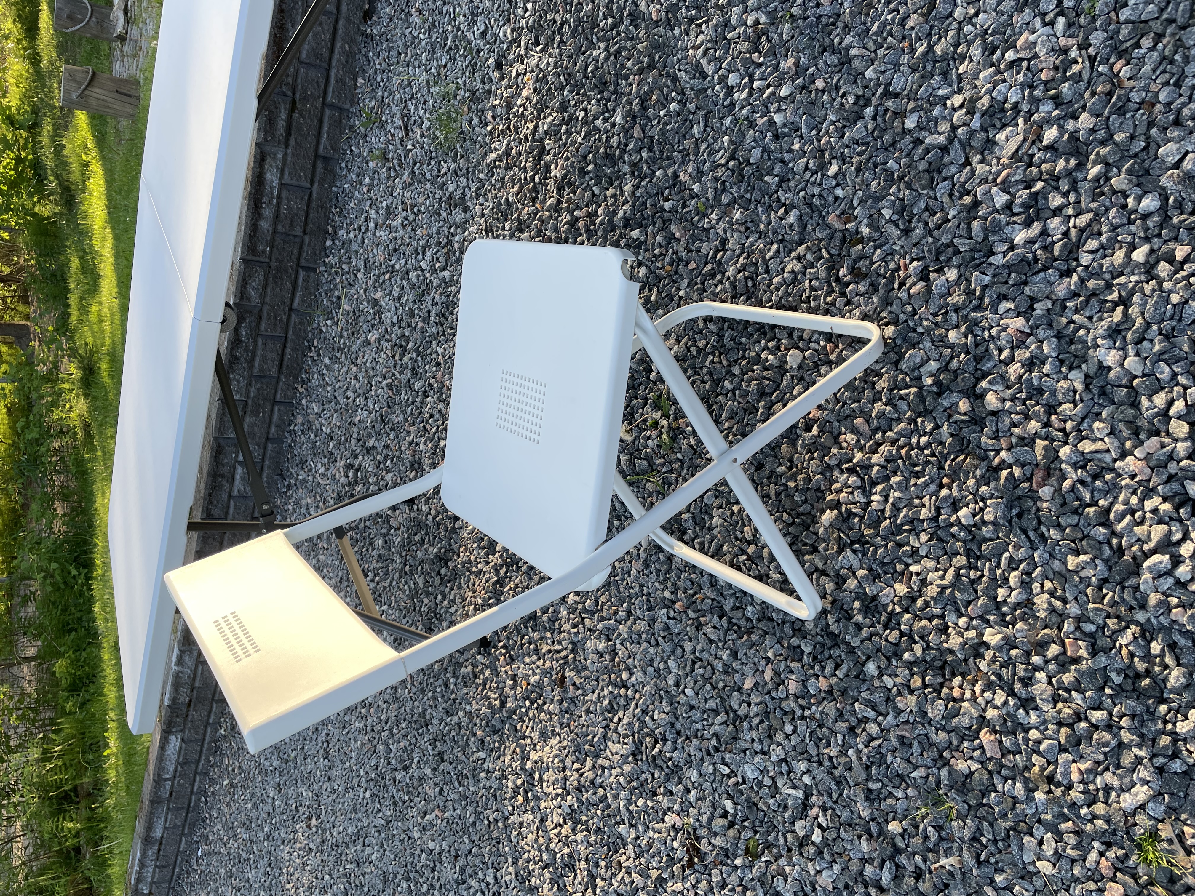 20 hlö kalusteet juhliin ja tapahtumiin