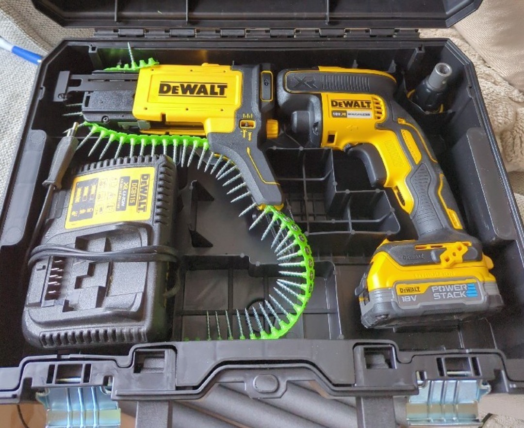 Dewalt skruvautomat