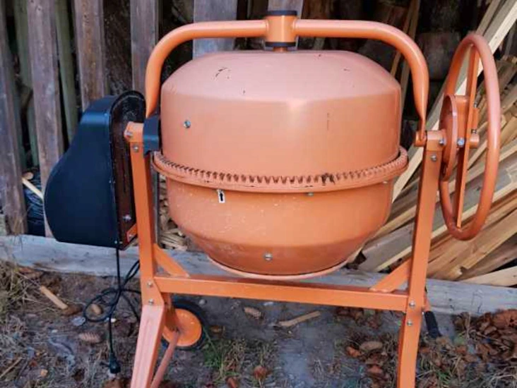 Ny betongblandare 120 liter
