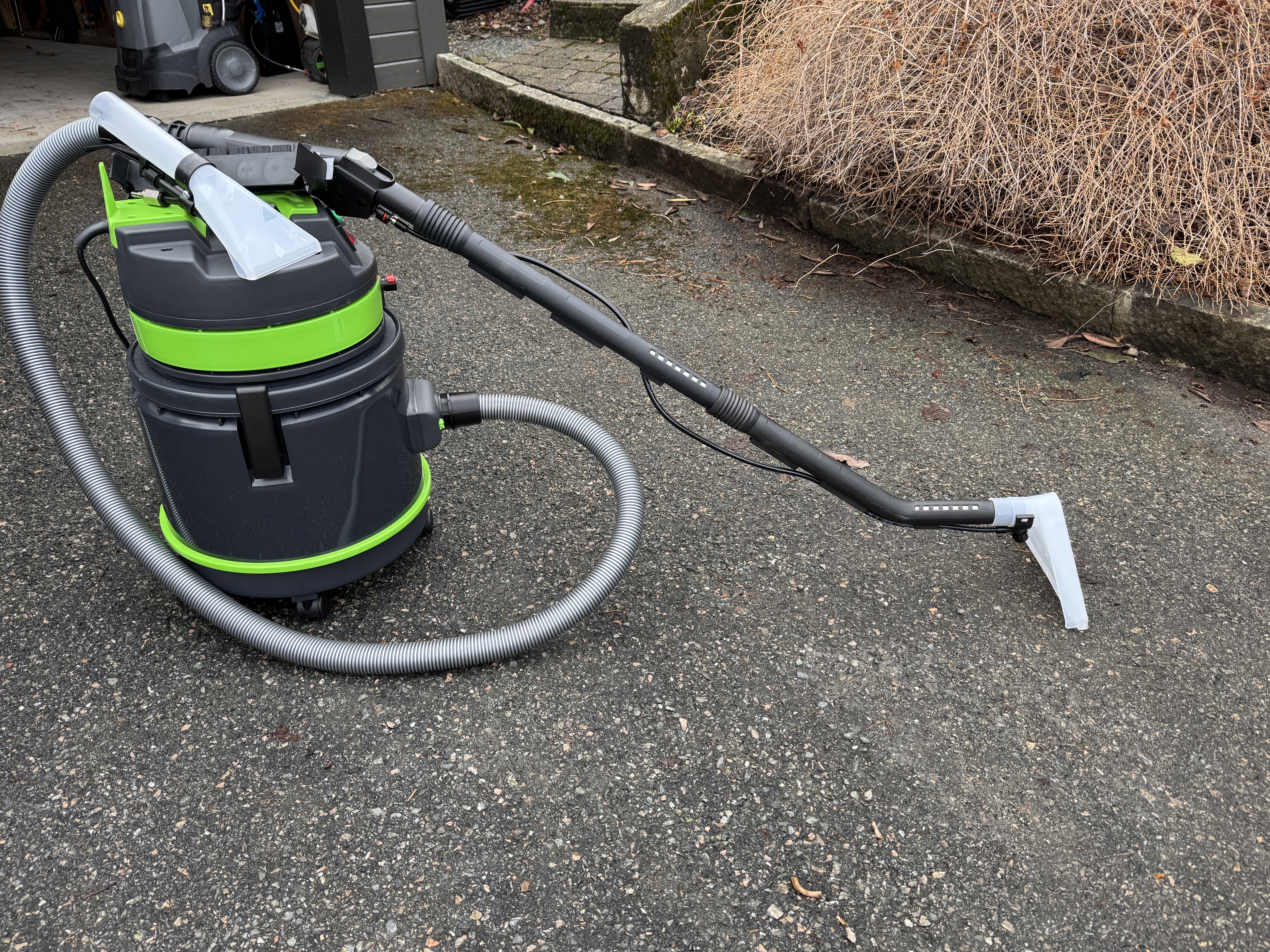 Ipc-foma  teppe og møbelrensmaskin 