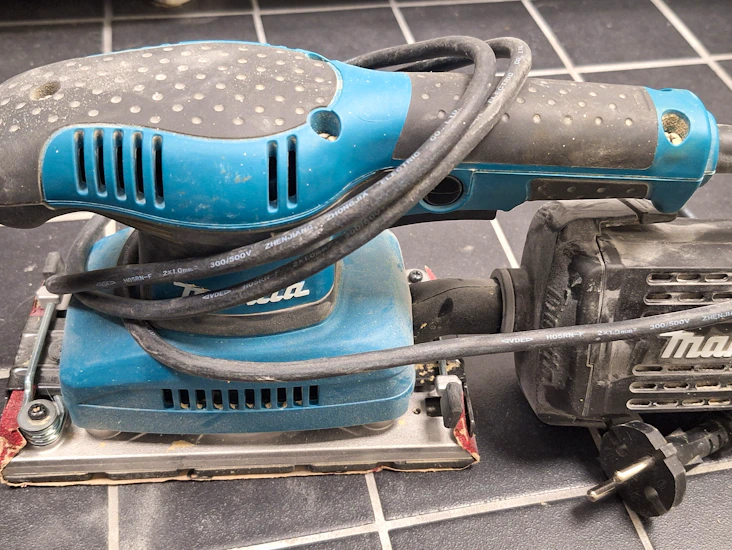 Makita planslip 220v