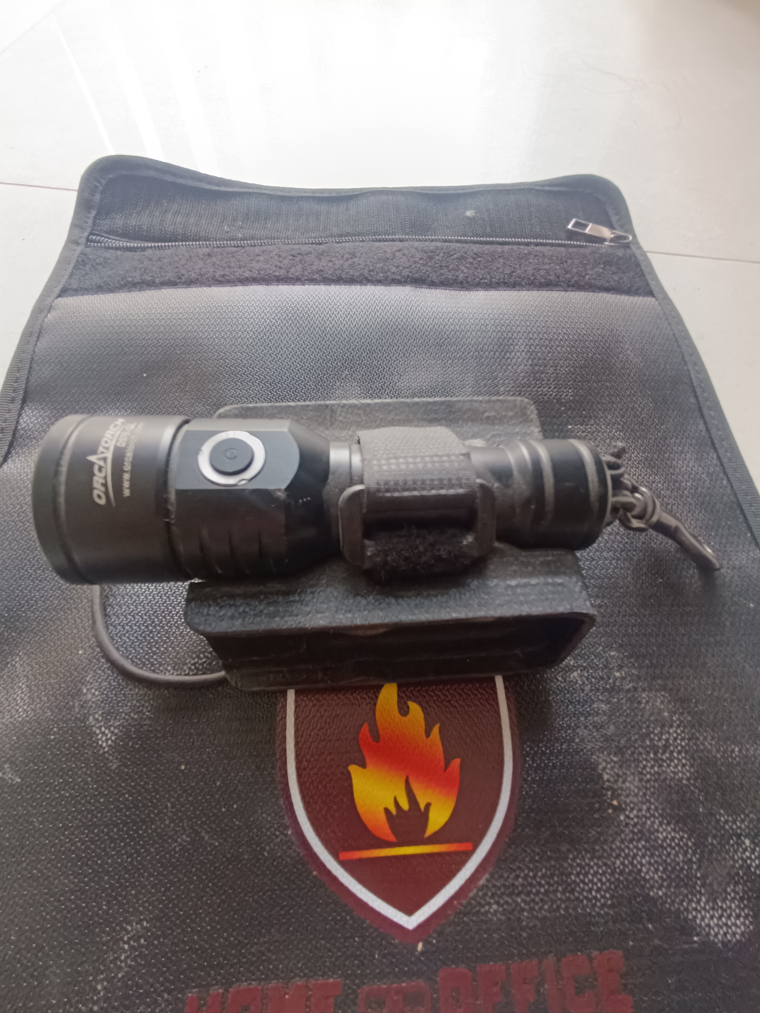 Orcatorch d570 gl 2.0 1500 lumens green laser diving torch 