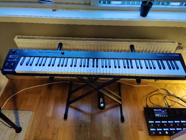 Nektar impact gxp88 - midi-keyboard 88 tang.