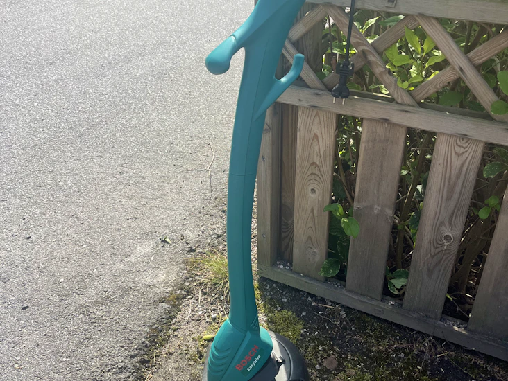 Grästrimmer med elsladd