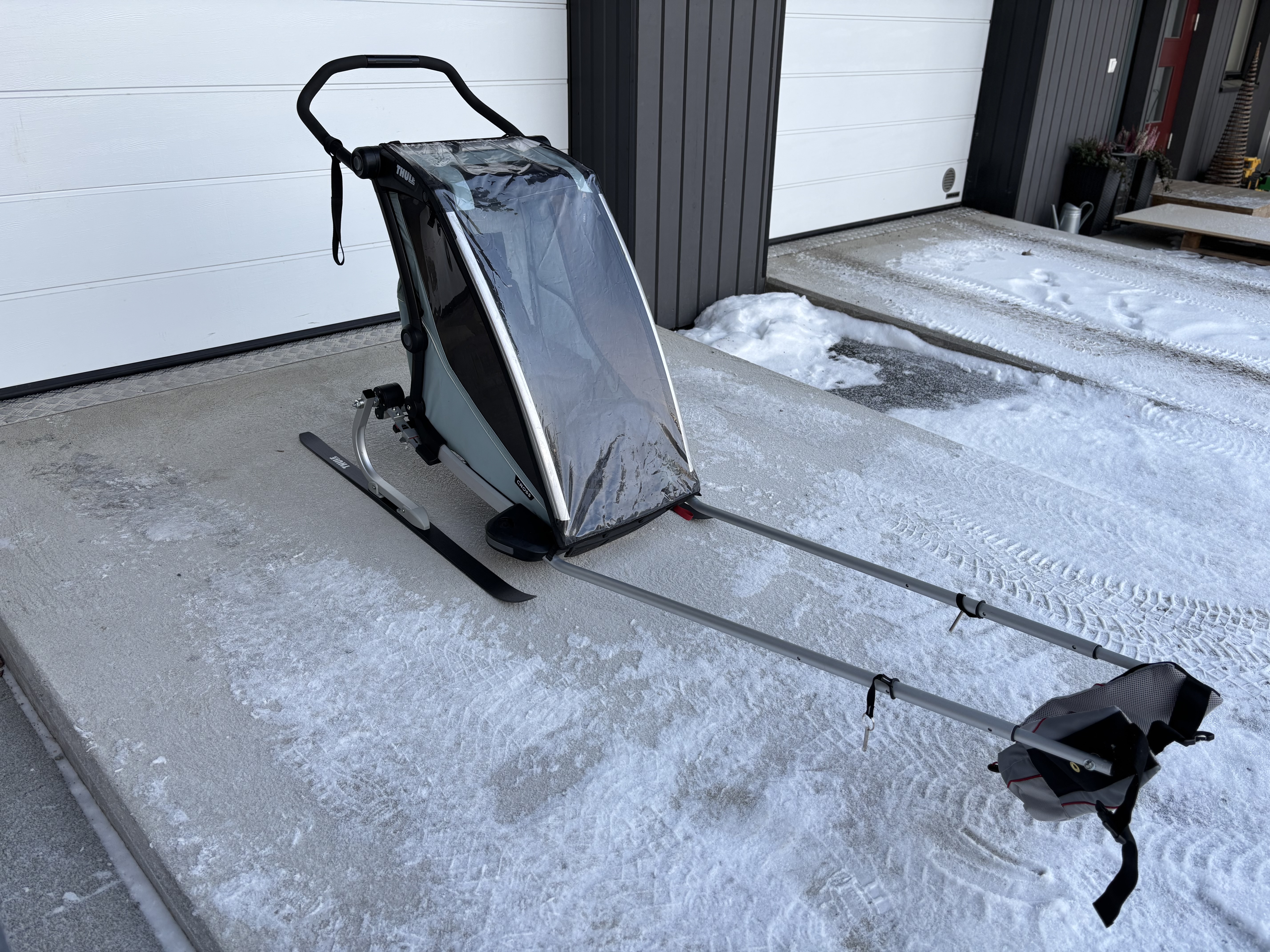 Thule chariot cross 1 + hiihtosetti