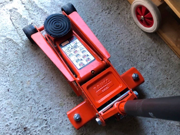 Bahco garagedomkraft 2,25 ton & pallbock 1,5t