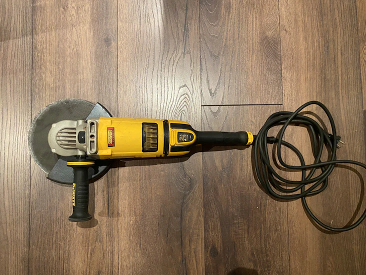 Stor vinkelslip dewalt 23 cm diameter