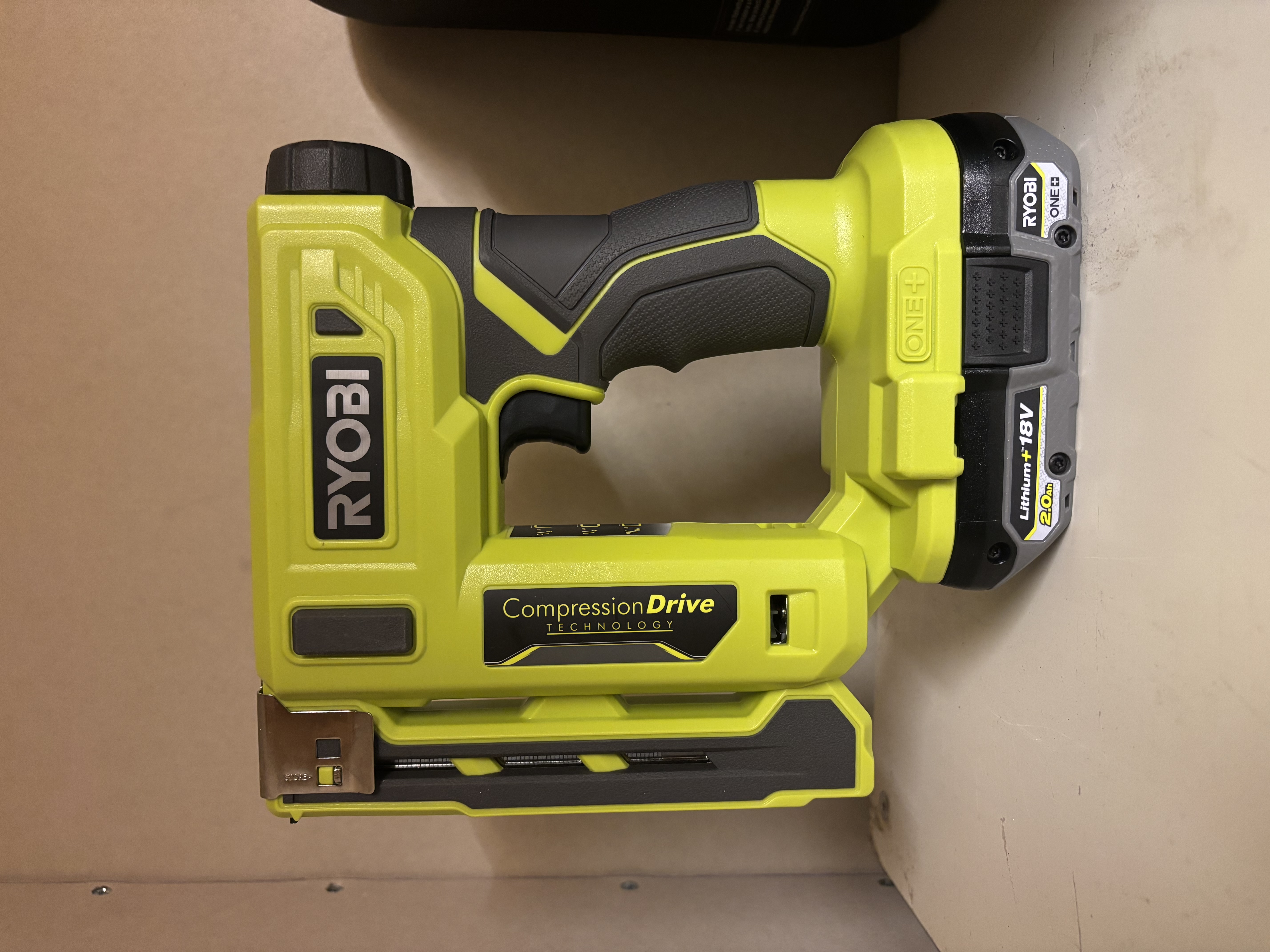 Ryobi r18st50-0 batteridrevet stiftepistol 18 v