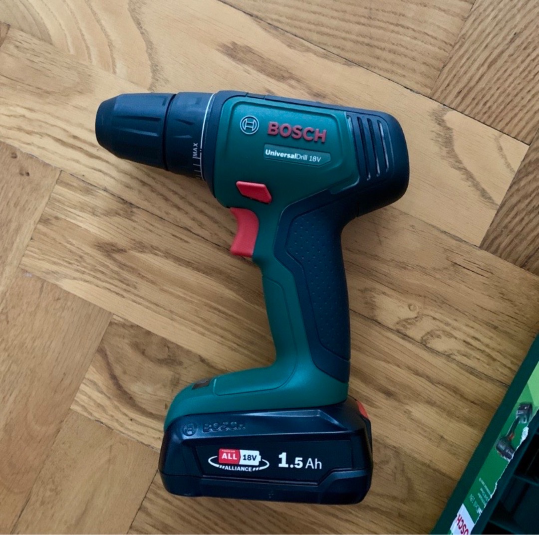 Bosch drilling and screw driving machine